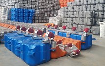 Сухой док из модульных понтонов MF 50х50х40 с роликовой системой для катеров водоизмещением от 2 тонн