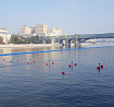 Волногасительная плавучая дорожка из понтонов 2FLOAT на Москва реке